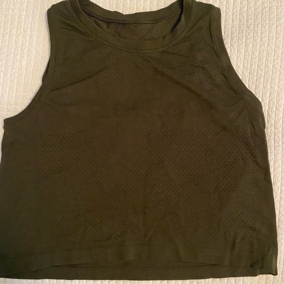 Lululemon runners tank ( cropped) - Picture 1 of 3